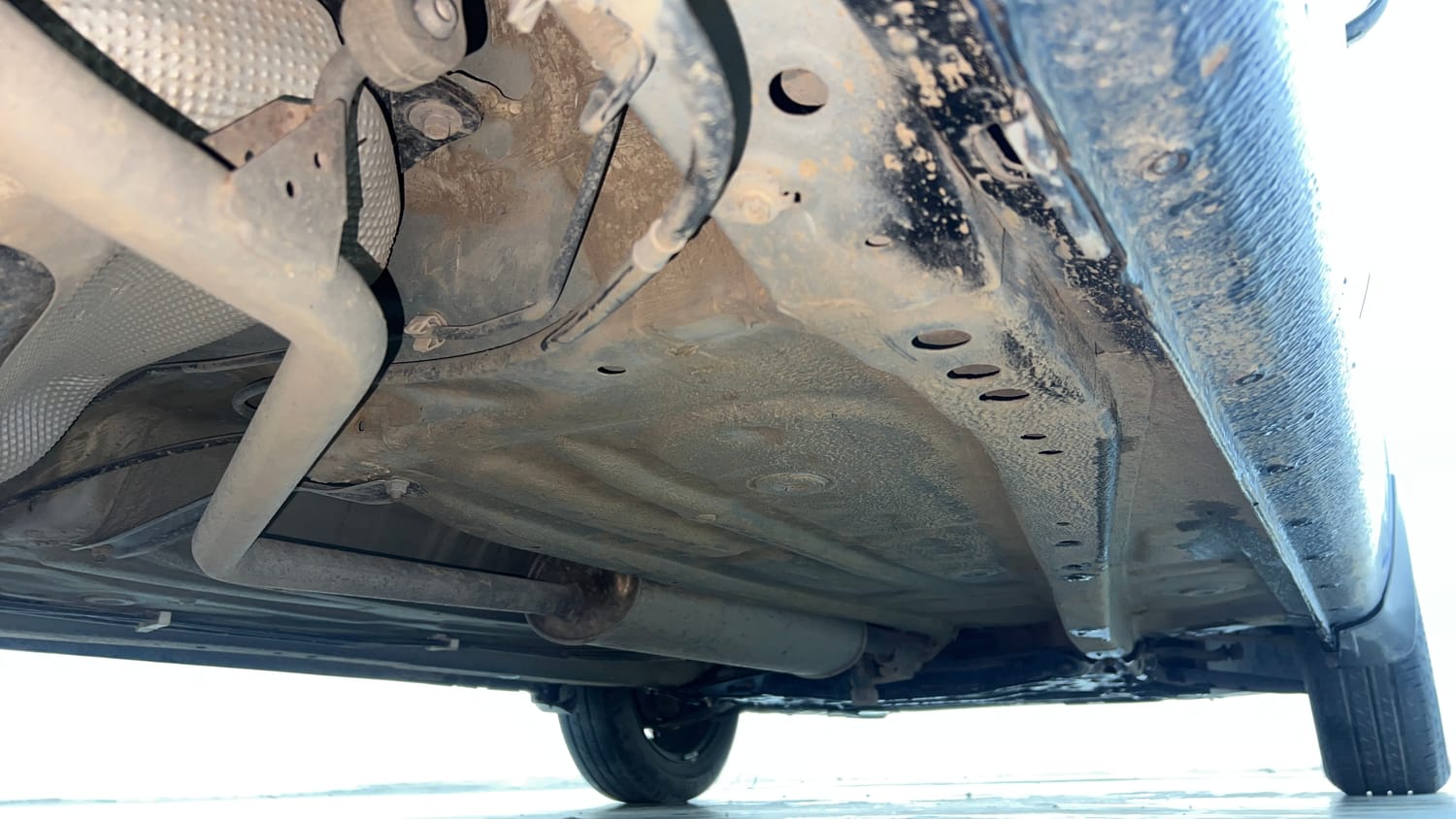 Used 2019 Maruti Suzuki Ignis Delta 1.2 MT Petrol Manual extra REAR RIGHT UNDERBODY VIEW