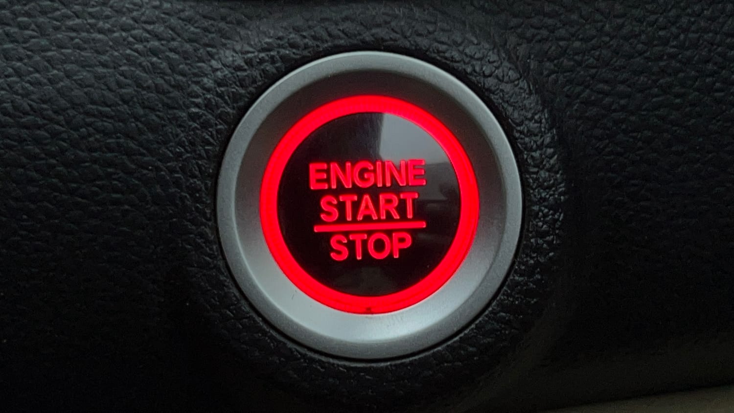Used 2020 Honda Amaze 1.2 S CVT Petrol Petrol Automatic top_features Keyless start