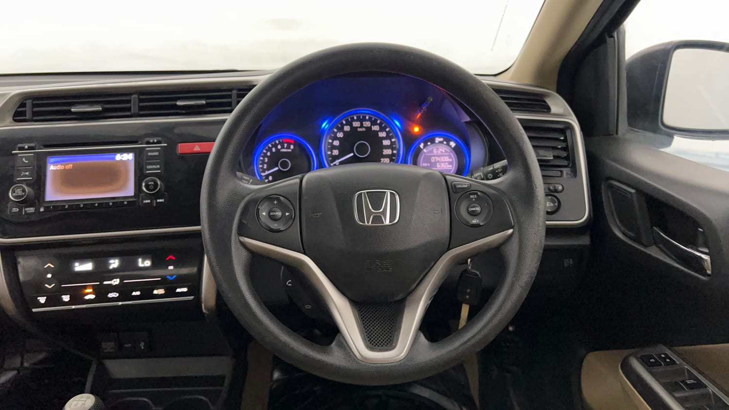 Used 2014 Honda City V Petrol Manual interior STEERING VIEW