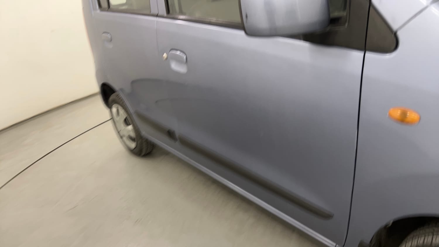 Used 2016 Maruti Suzuki Wagon R 1.0 VXI AMT Petrol Automatic dents MINOR DENT