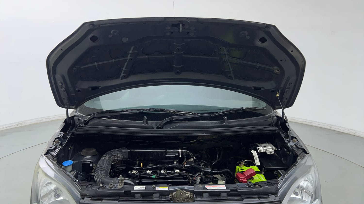 Used 2020 Maruti Suzuki Wagon R 1.0 VXi (O) 1.0 AMT Petrol Automatic engine ENGINE & BONNET OPEN FRONT VIEW