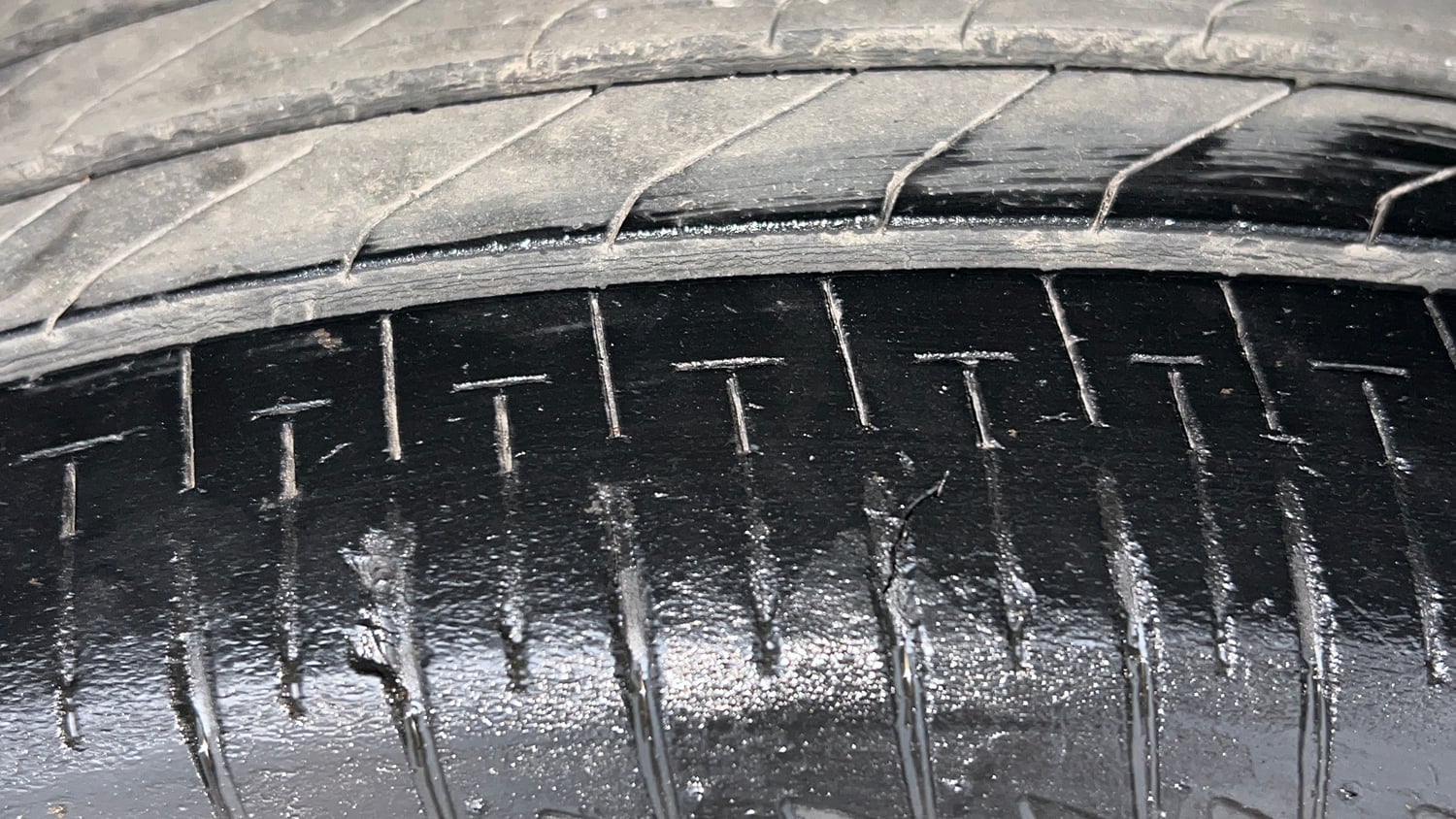 Used 2023 Honda Elevate VX MT Petrol Manual tyres RIGHT FRONT TYRE TREAD VIEW