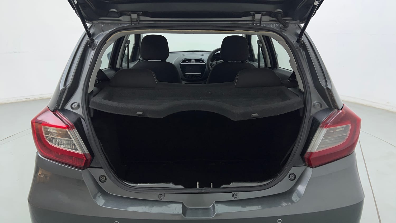 Used 2020 Tata Tiago XZ Plus Petrol Manual interior DICKY INSIDE VIEW