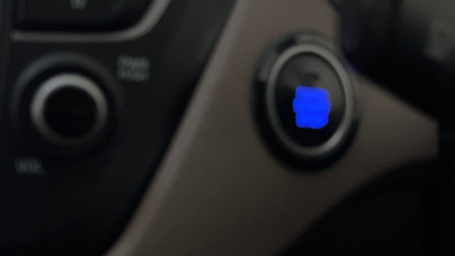 Used 2019 Hyundai Elite i20 Asta 1.2 (O) Petrol Manual top_features Keyless start