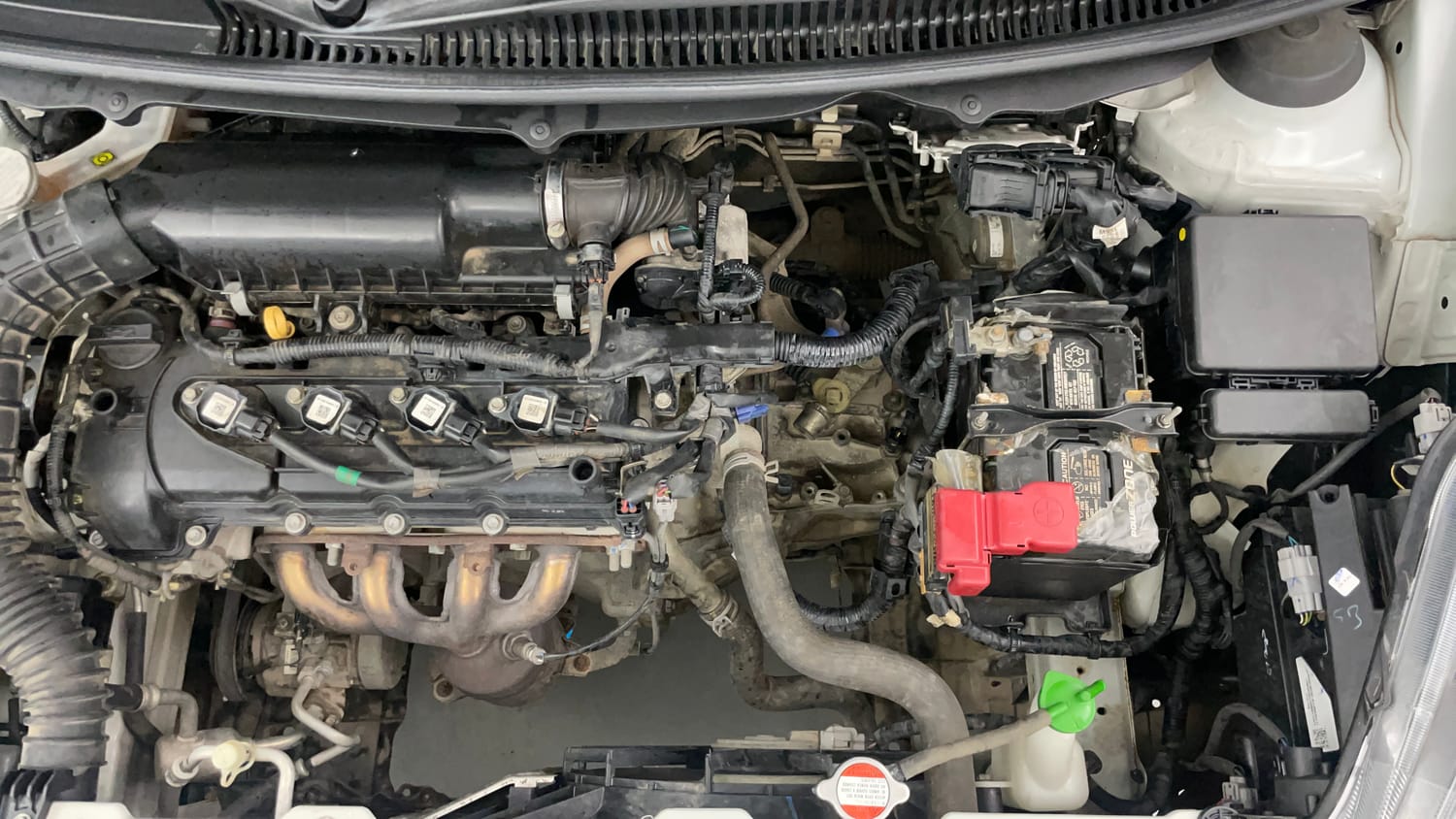 Used 2021 Maruti Suzuki Baleno Zeta Petrol Manual engine ENGINE LEFT SIDE VIEW