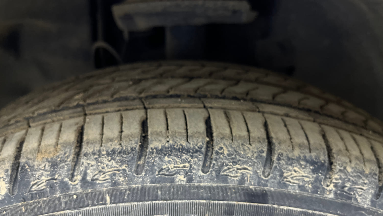 Used 2021 Tata Tigor XZ Plus Petrol Manual tyres LEFT FRONT TYRE TREAD VIEW