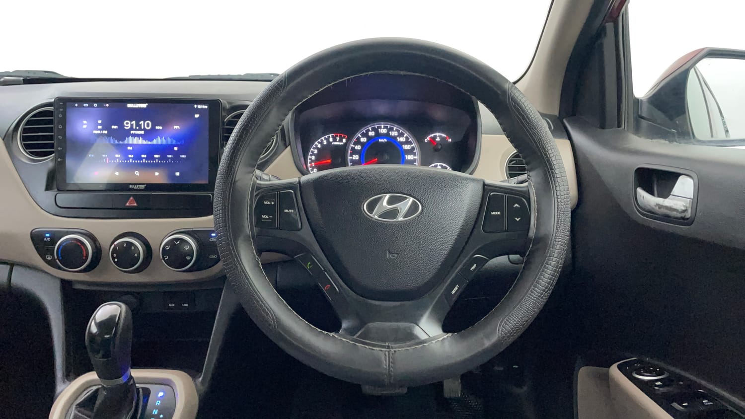 Used 2014 Hyundai Grand i10 Asta AT 1.2 Kappa VTVT Petrol Automatic interior STEERING VIEW