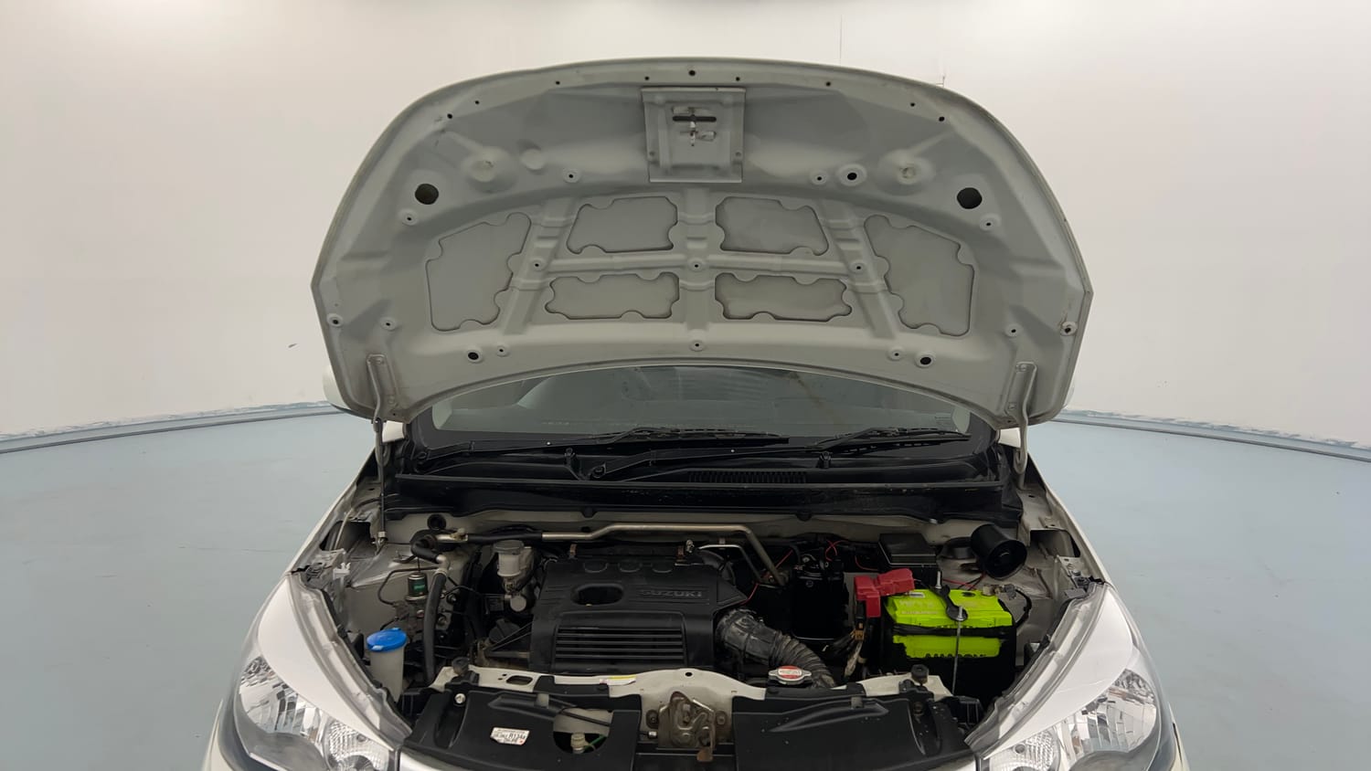 Used 2019 Maruti Suzuki Celerio LXi Petrol Manual engine ENGINE & BONNET OPEN FRONT VIEW