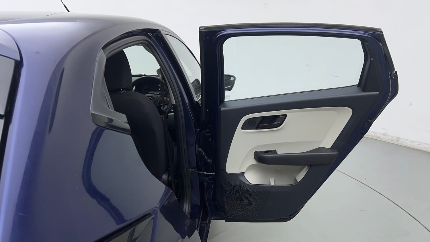 Used 2024 Tata Altroz XTA Petrol Petrol Automatic interior RIGHT REAR DOOR OPEN VIEW