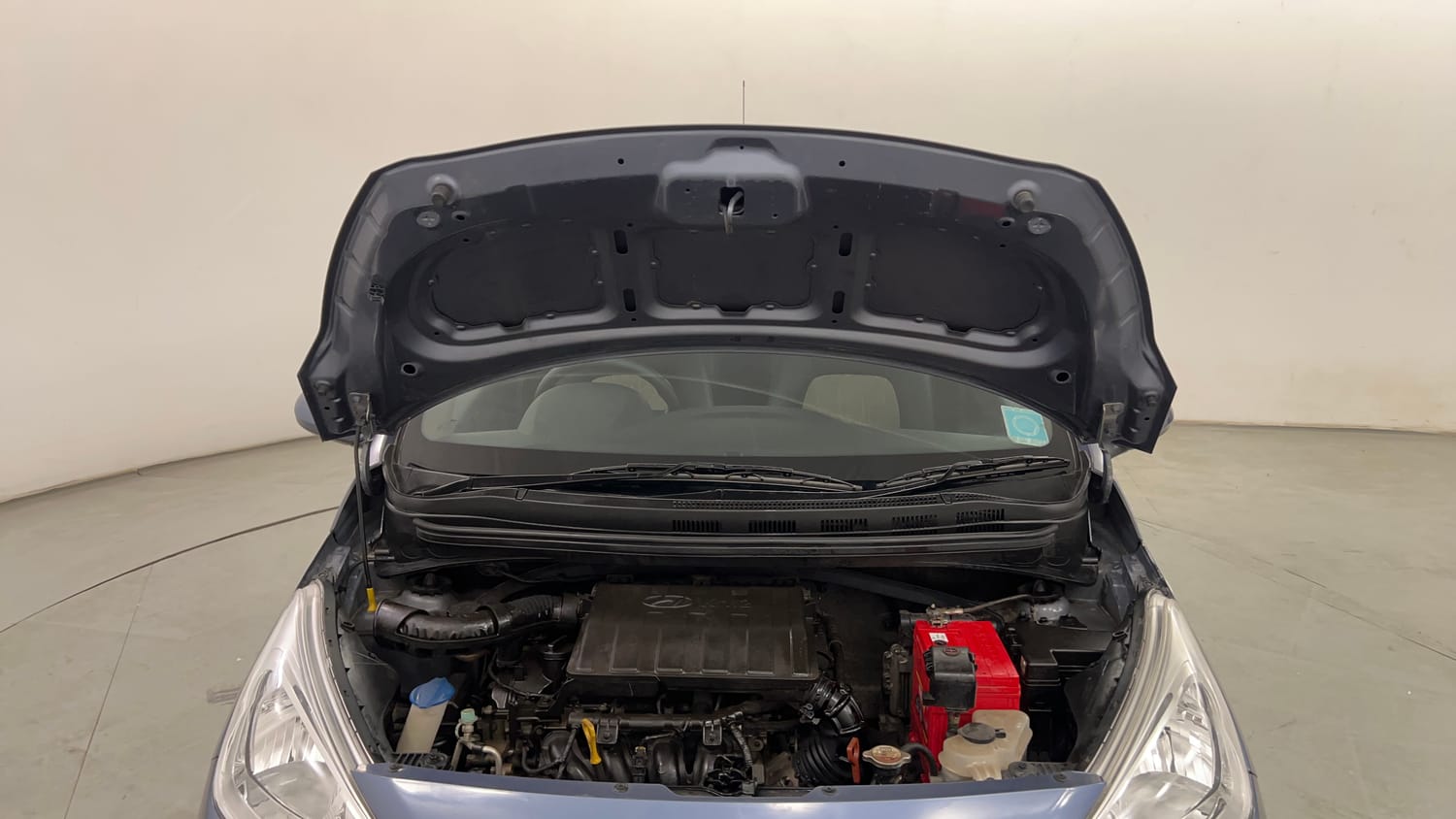 Used 2016 Hyundai Grand i10 Magna AT 1.2 Kappa VTVT Petrol Automatic engine ENGINE & BONNET OPEN FRONT VIEW