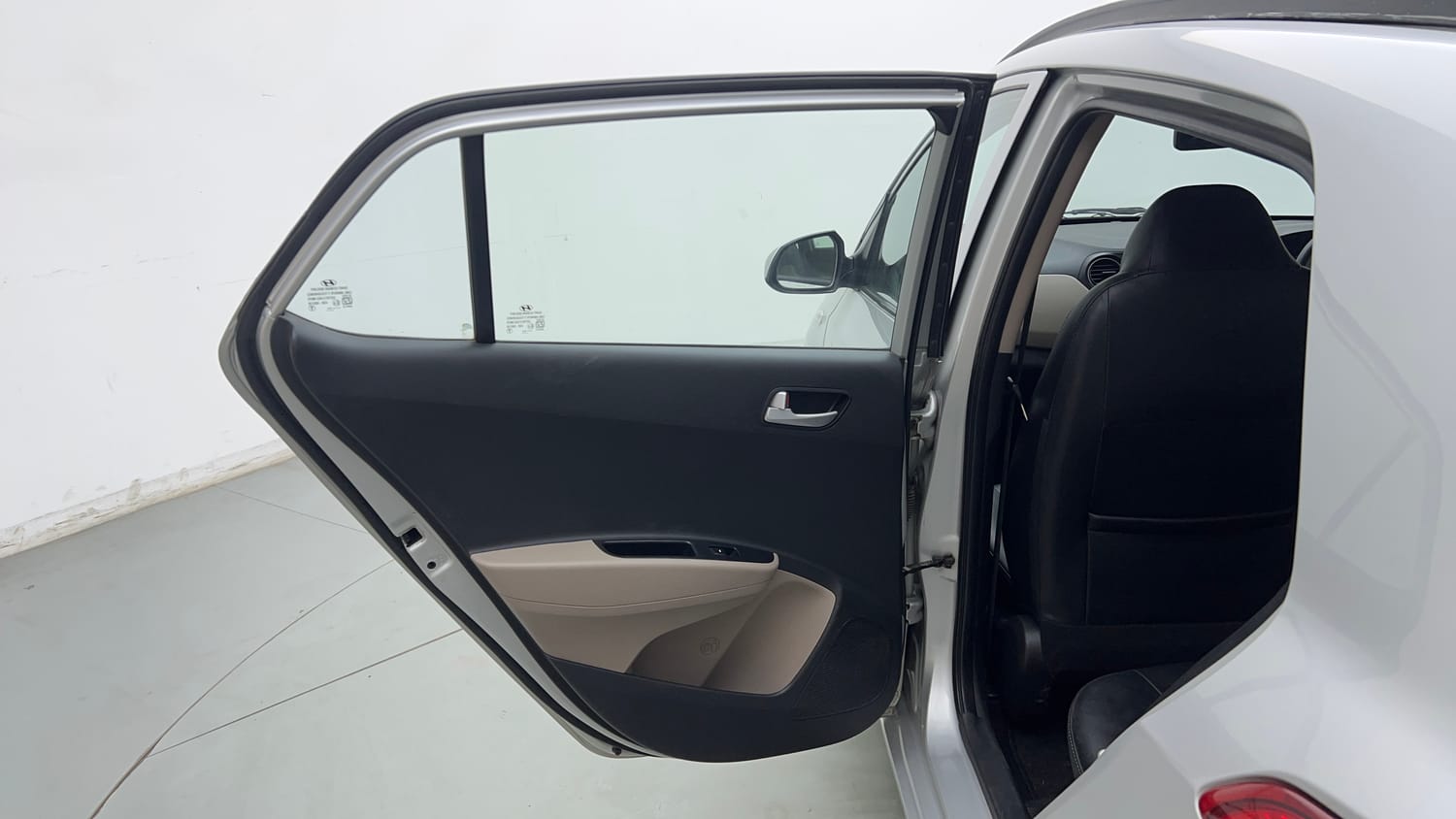 Used 2017 Hyundai Grand i10 Sportz 1.2 Kappa VTVT Petrol Manual interior LEFT REAR DOOR OPEN VIEW