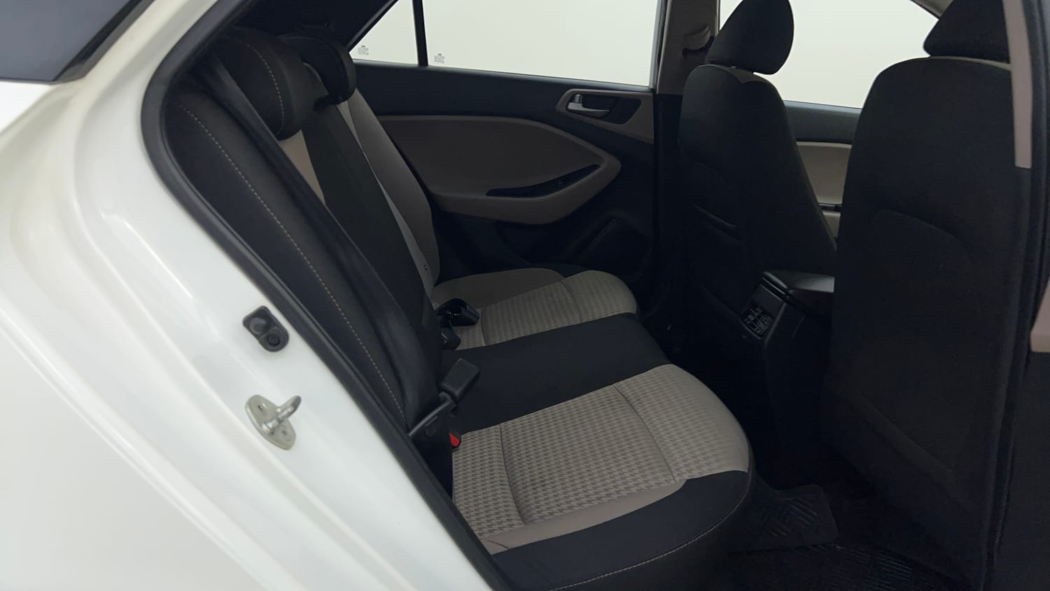 Used 2019 Hyundai Elite i20 Asta 1.2 (O) Petrol Manual interior RIGHT SIDE REAR DOOR CABIN VIEW