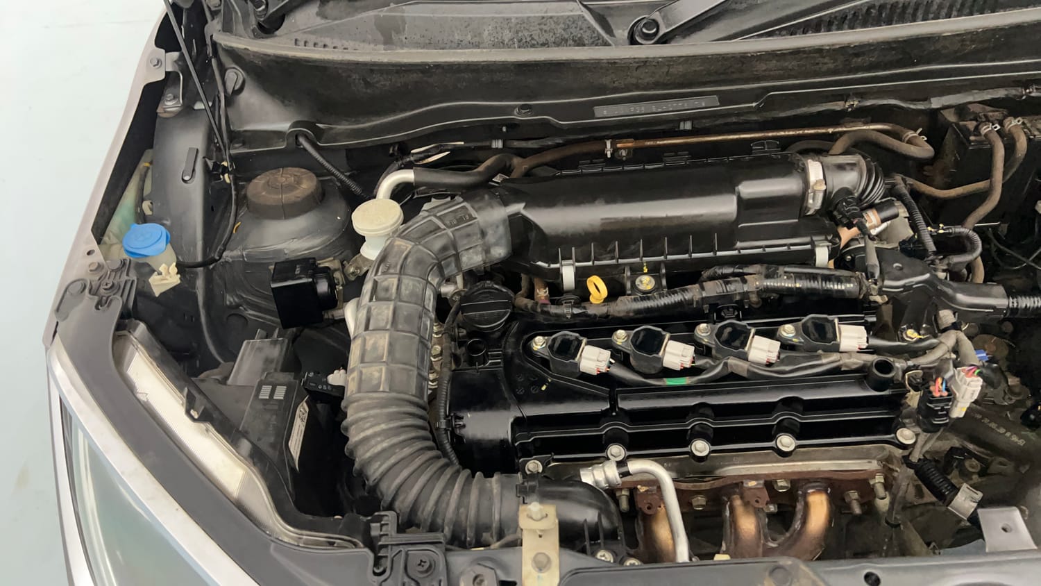 Used 2020 Maruti Suzuki Ignis Zeta 1.2 MT Petrol Manual engine ENGINE RIGHT SIDE VIEW