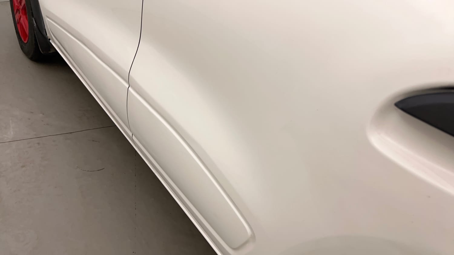 Used 2018 renault Kwid 1.0 RXL Anniversary Edition Petrol Manual dents MINOR SCRATCH