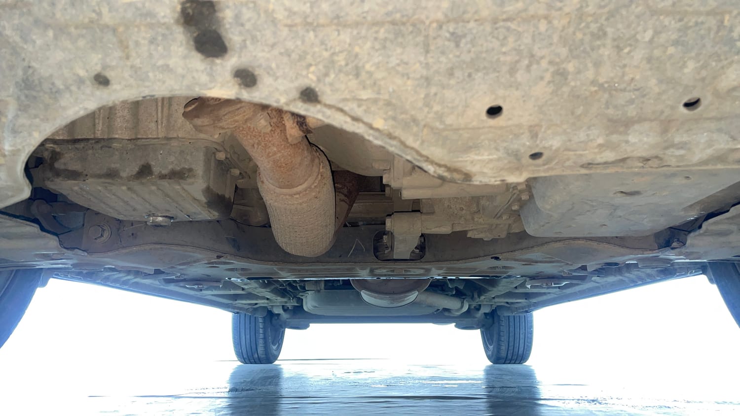 Used 2022 MG Motors Hector Sharp 1.5 Petrol CVT Petrol Automatic extra FRONT LEFT UNDERBODY VIEW