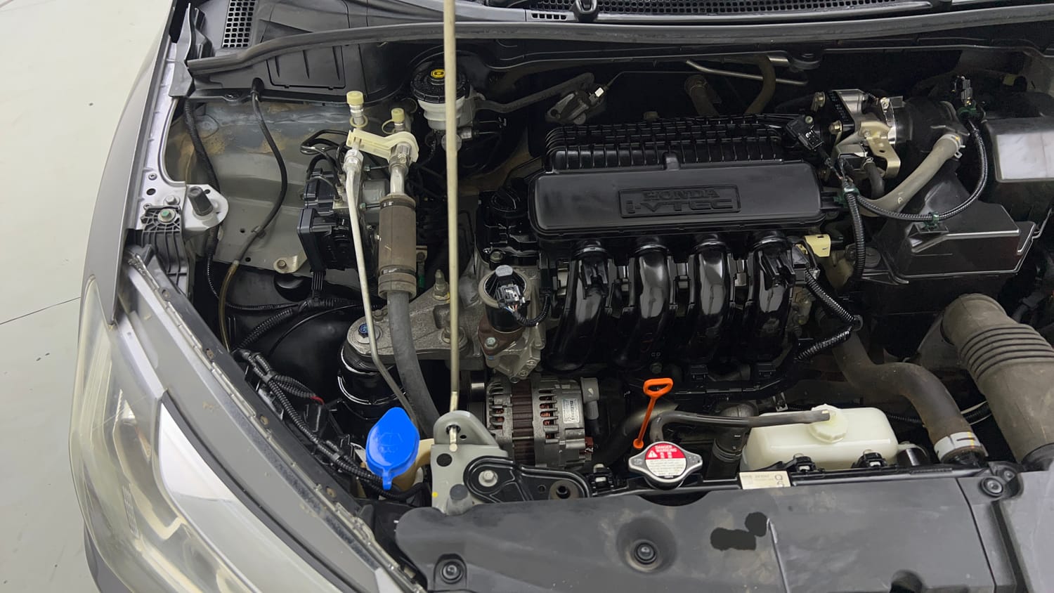 Used 2019 Honda City V Petrol Petrol Manual engine ENGINE RIGHT SIDE VIEW