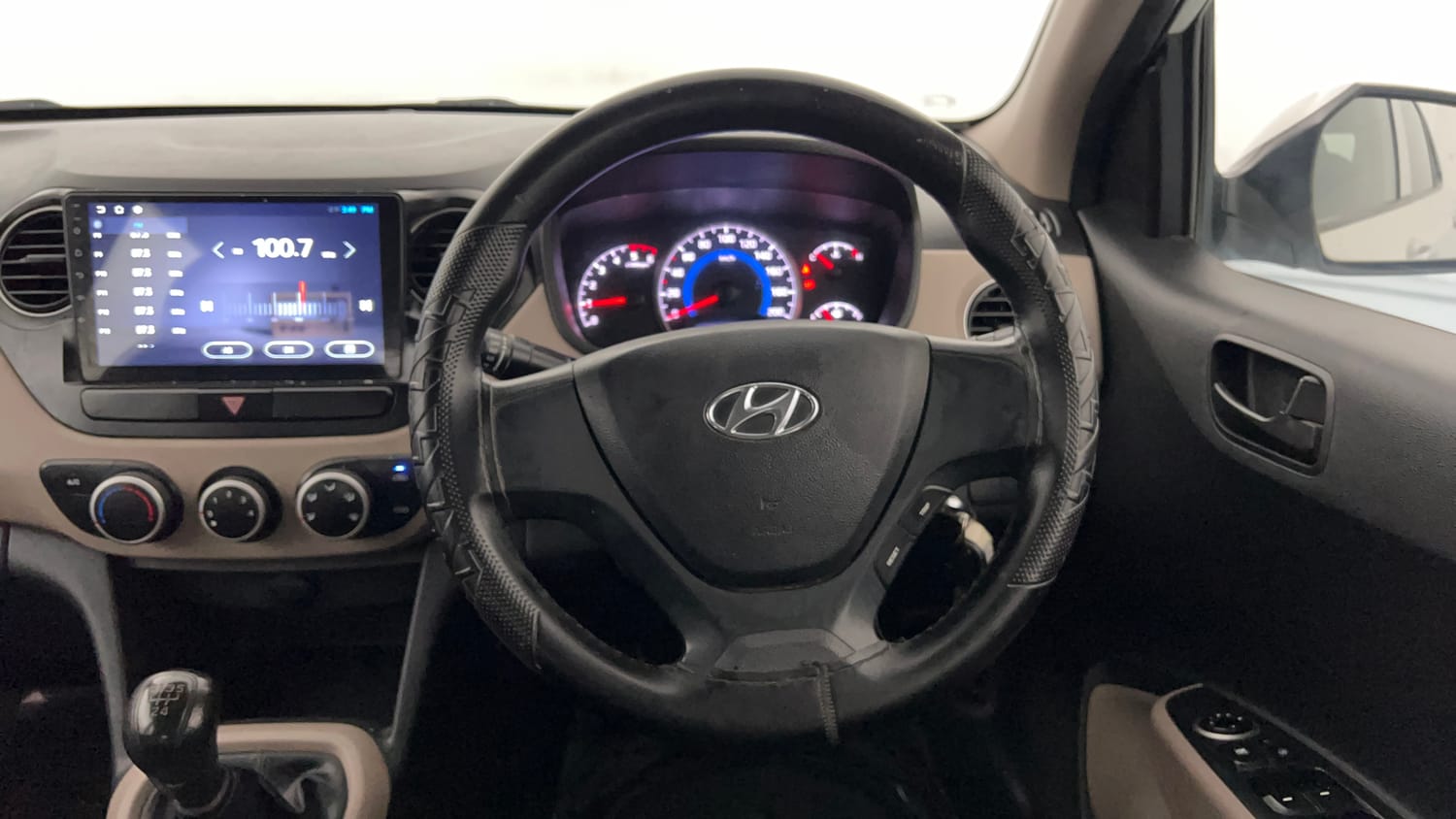Used 2017 Hyundai Grand i10 Magna U2 1.2 CRDi Diesel Manual interior STEERING VIEW