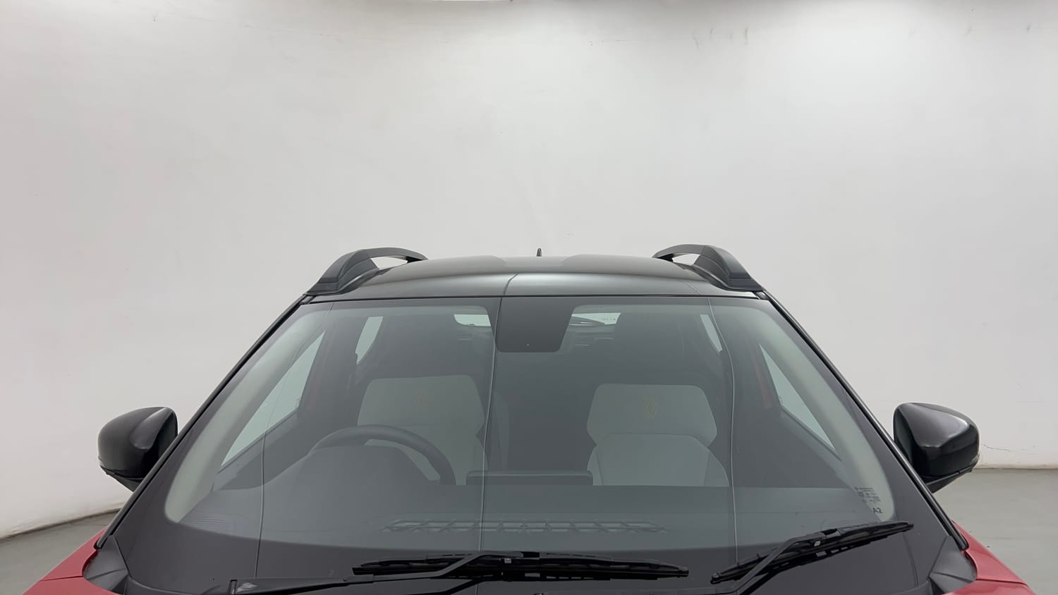 Used 2026 Renault Kiger Emotion CVT Turbo Dual Tone Petrol Automatic exterior FRONT WINDSHIELD VIEW