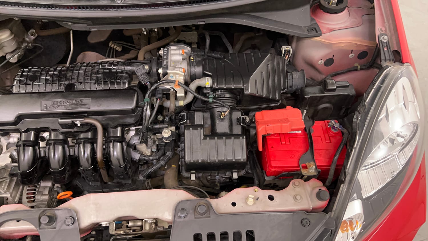 Used 2017 Honda Brio VX AT Petrol Automatic engine ENGINE LEFT SIDE VIEW