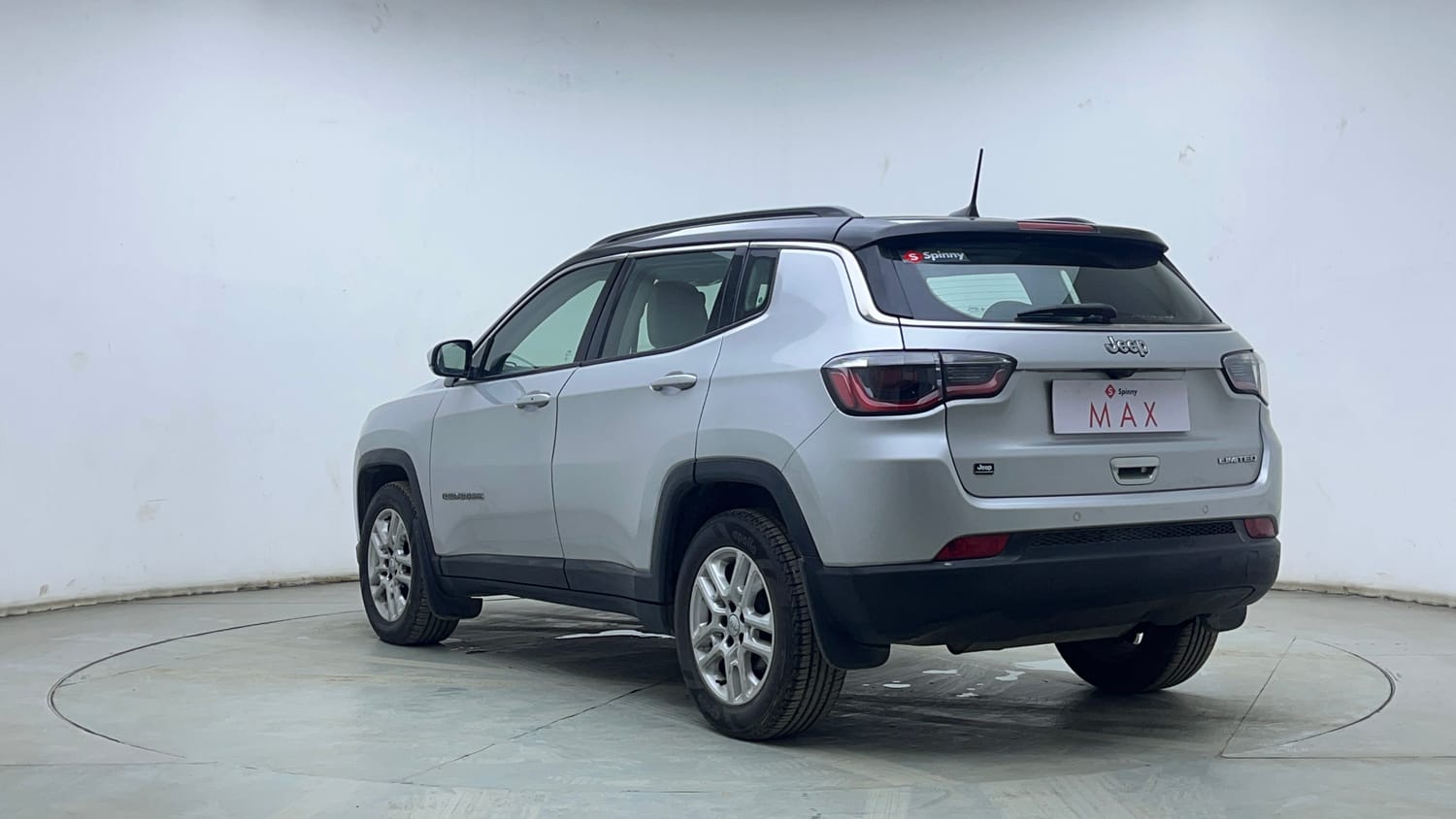 Used 2018 Jeep Compass Limited (O) 2.0 Diesel Diesel Manual exterior LEFT REAR CORNER VIEW