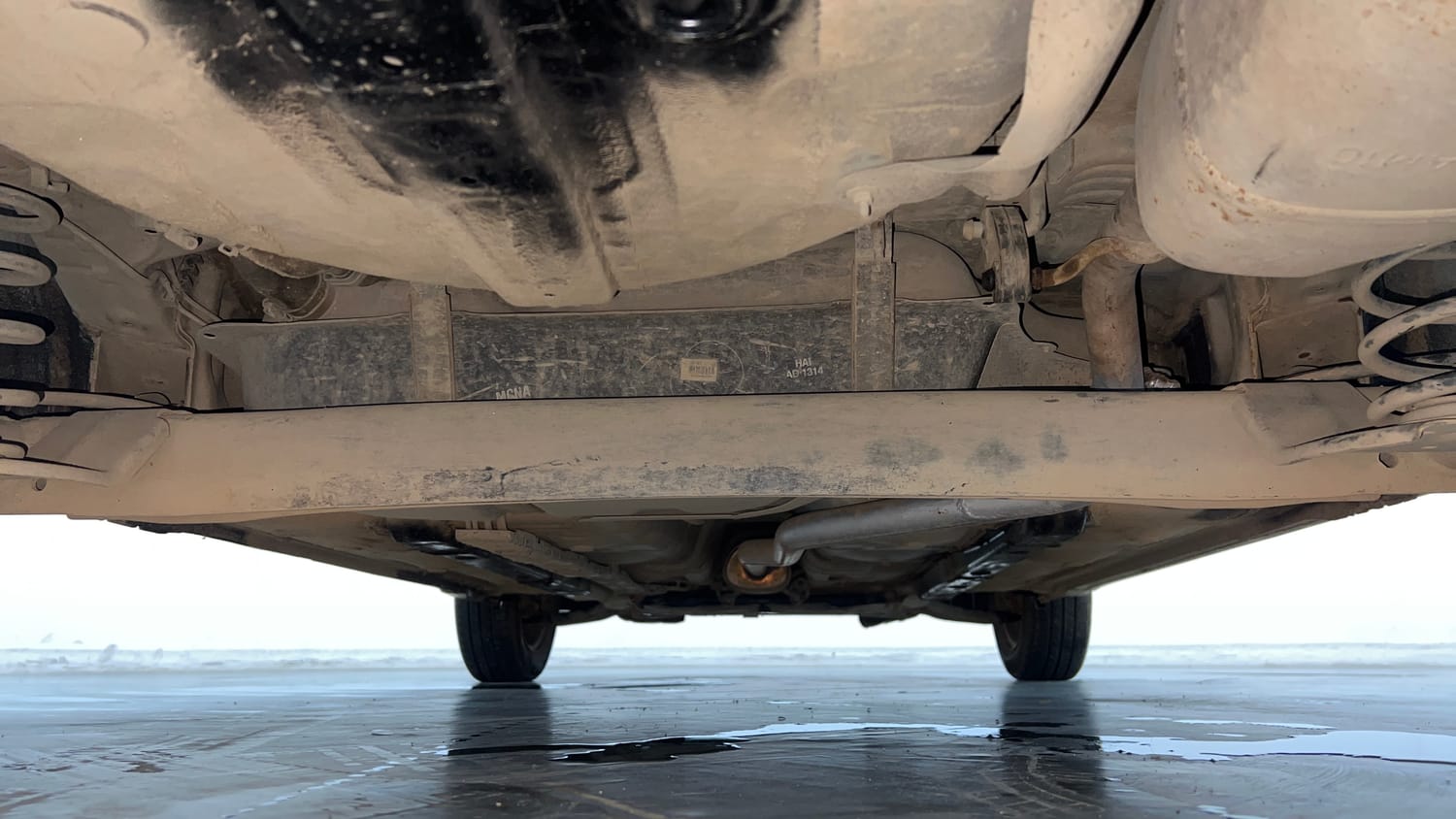 Used 2017 Hyundai Grand i10 Sportz 1.2 Kappa VTVT Petrol Manual extra REAR UNDERBODY VIEW (TAKEN FROM REAR)