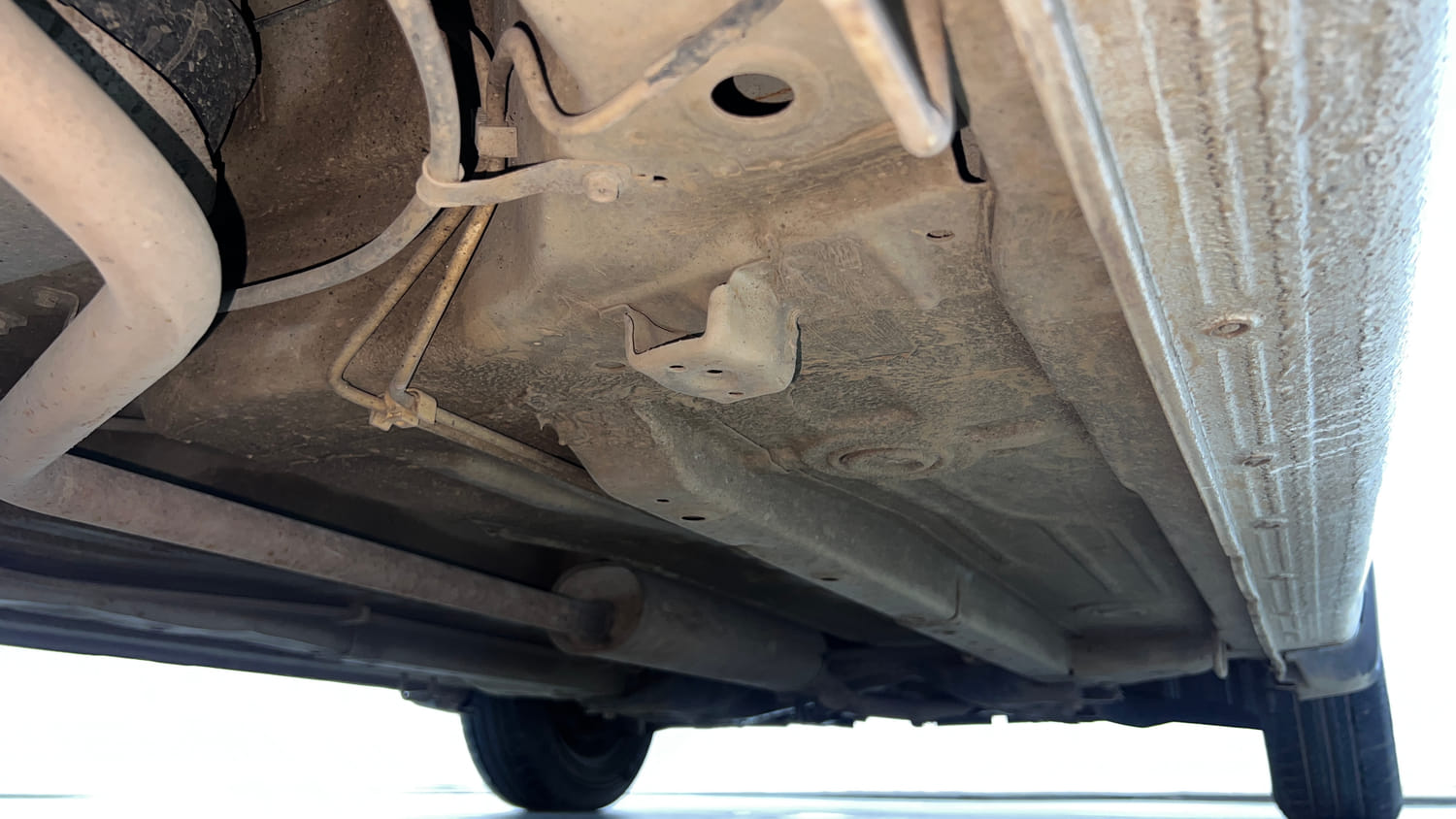 Used 2014 Maruti Suzuki Celerio VXi Petrol Manual extra REAR RIGHT UNDERBODY VIEW