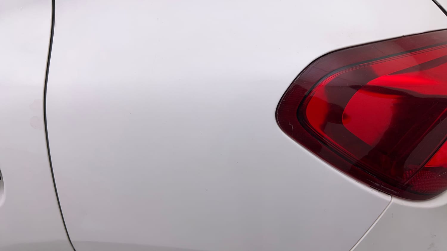 Used 2018 Renault Kwid RXT (O) 1.0 SCE Edition Petrol Manual dents MINOR SCRATCH