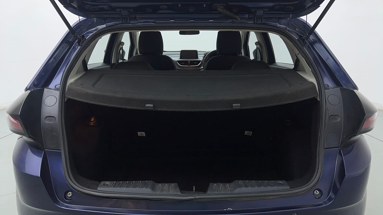 Used 2024 Tata Altroz XTA Petrol Petrol Automatic interior DICKY INSIDE VIEW