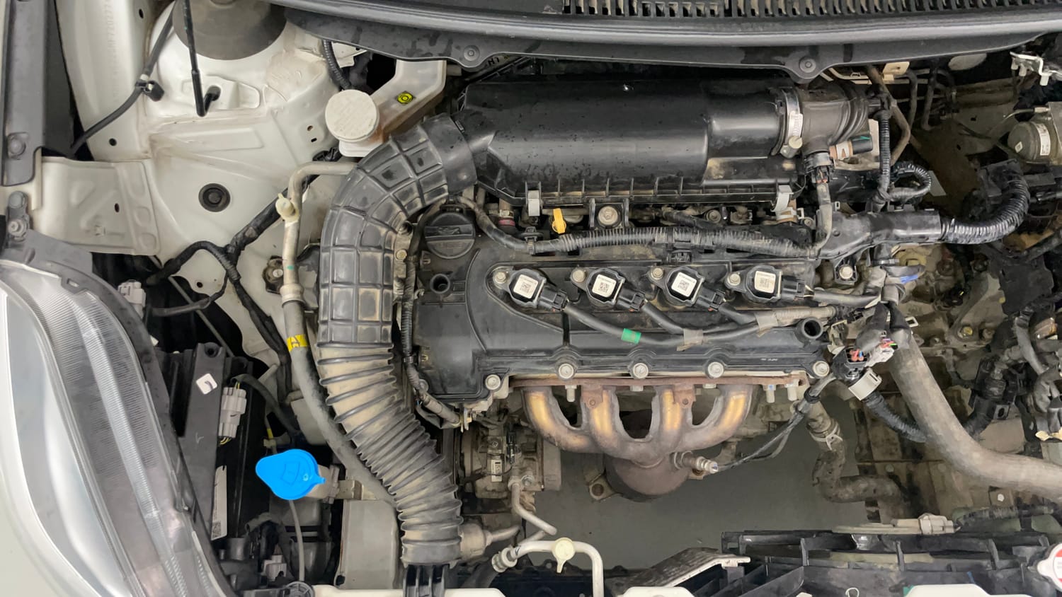 Used 2021 Maruti Suzuki Baleno Zeta Petrol Manual engine ENGINE RIGHT SIDE VIEW