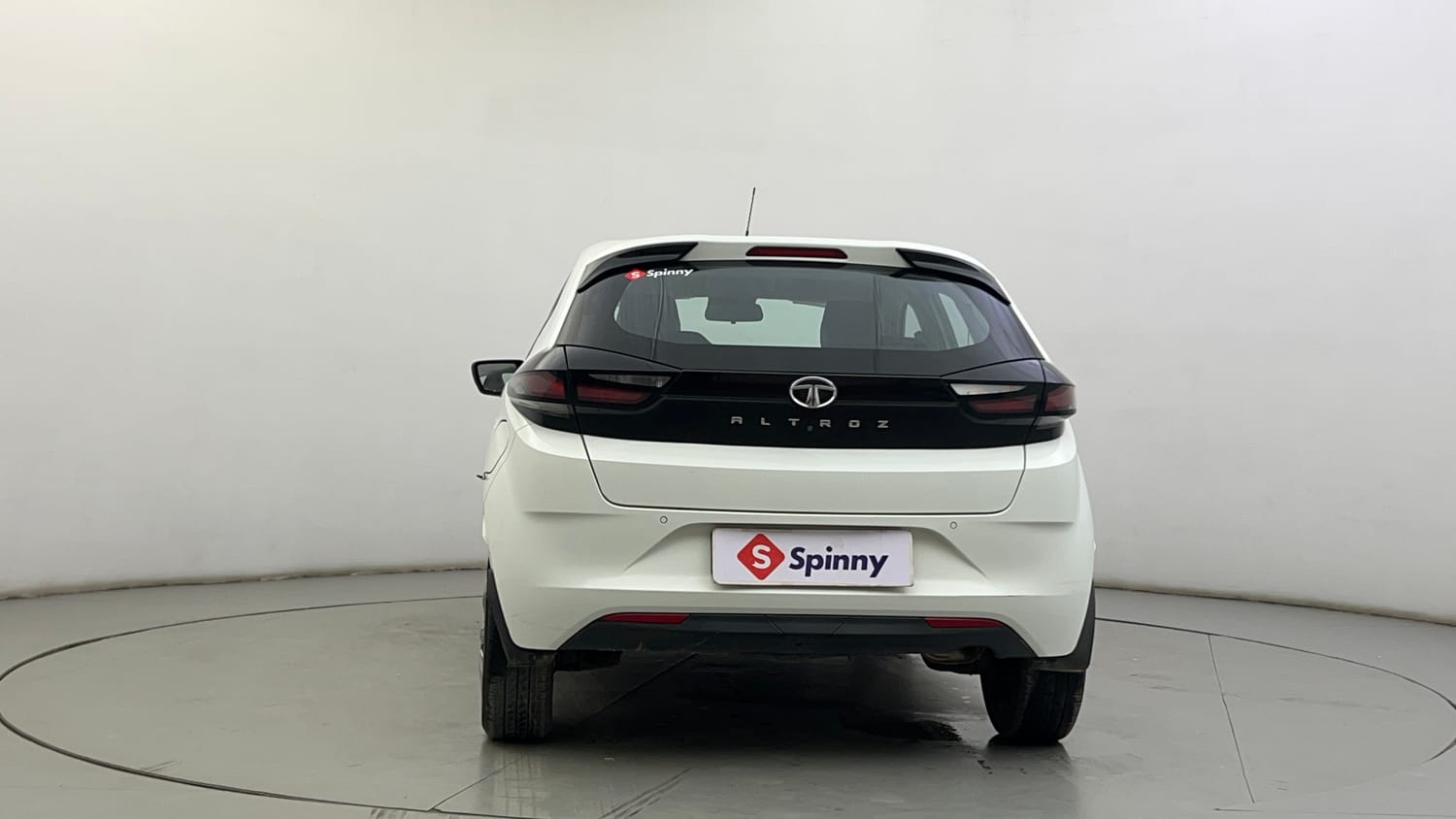 Used 2022 Tata Altroz XT Petrol Petrol Manual exterior BACK VIEW
