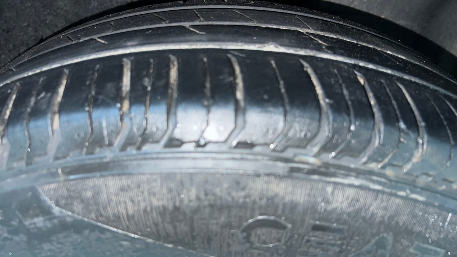 Used 2023 Tata Punch Adventure RHYTHM PACK MT Petrol + CNG (Outside Fitted) Cng Manual tyres RIGHT FRONT TYRE TREAD VIEW
