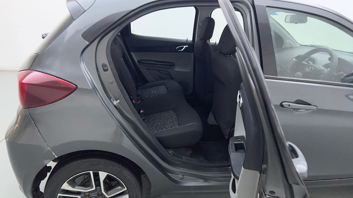 Used 2020 Tata Tiago XZ Plus Petrol Manual interior RIGHT SIDE REAR DOOR CABIN VIEW
