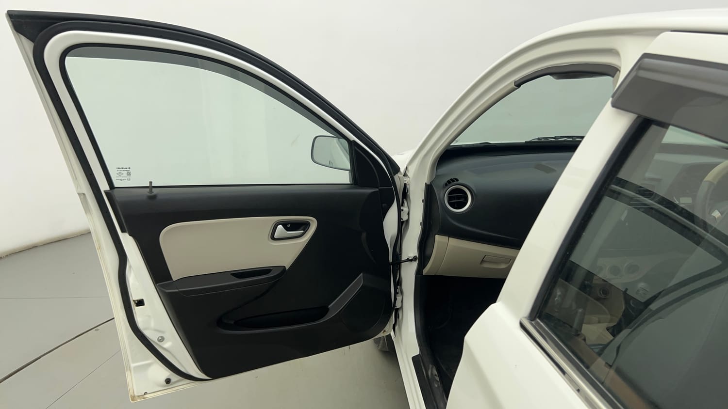 Used 2019 Maruti Suzuki Alto 800 LXi Petrol Manual interior LEFT FRONT DOOR OPEN VIEW