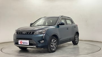 Used 2022 Mahindra XUV 300 W8 (O) 1.5 Diesel AMT Diesel Automatic Image