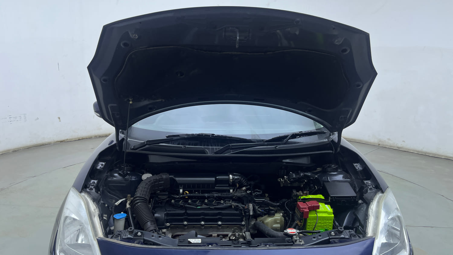 Used 2018 Maruti Suzuki Swift VXi AMT Petrol Automatic engine ENGINE & BONNET OPEN FRONT VIEW