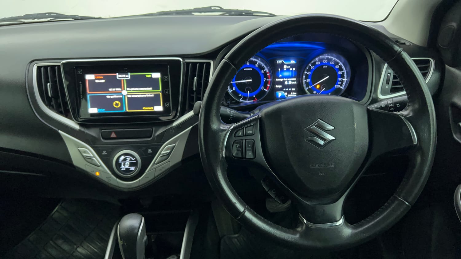 Used 2017 Maruti Suzuki Baleno Alpha 1.2 AT Petrol Automatic interior STEERING VIEW