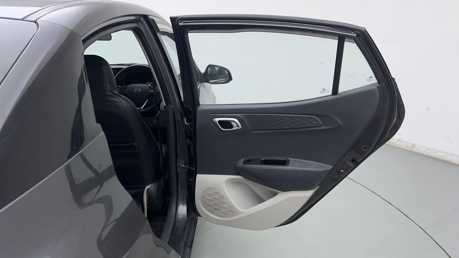 Used 2023 Hyundai Aura SX 1.2 CNG Cng Manual interior RIGHT REAR DOOR OPEN VIEW