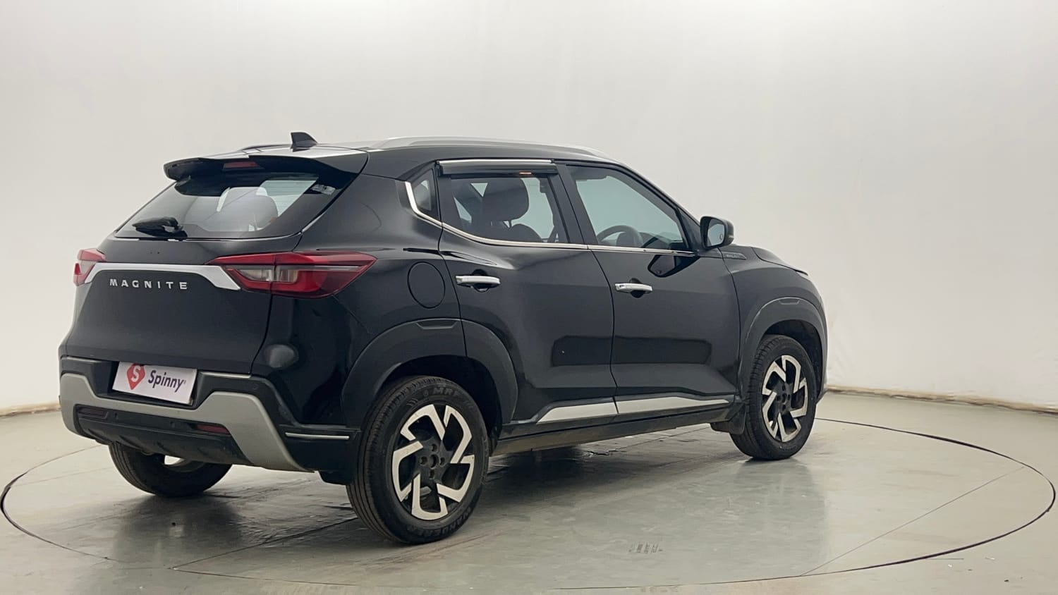 Used 2022 Nissan Magnite XV Petrol Manual exterior RIGHT REAR CORNER VIEW
