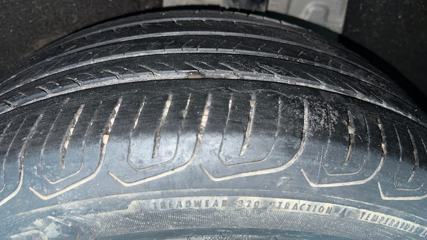 Used 2023 MG Motors Astor Savvy 1.3 Turbo AT S Red Petrol Automatic tyres LEFT REAR TYRE TREAD VIEW
