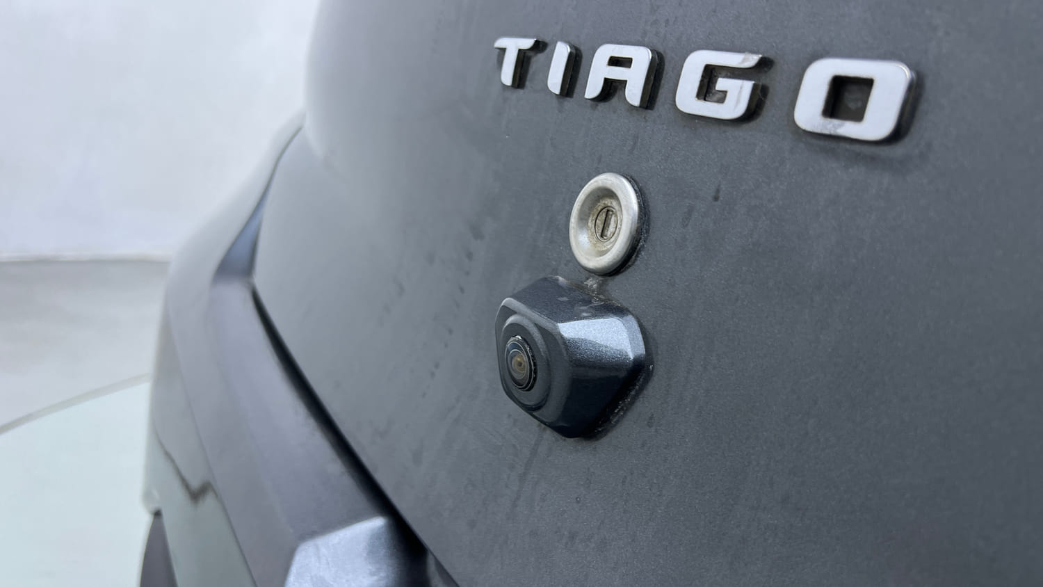 Used 2021 Tata Tiago XZ Plus Petrol Manual top_features Rear camera