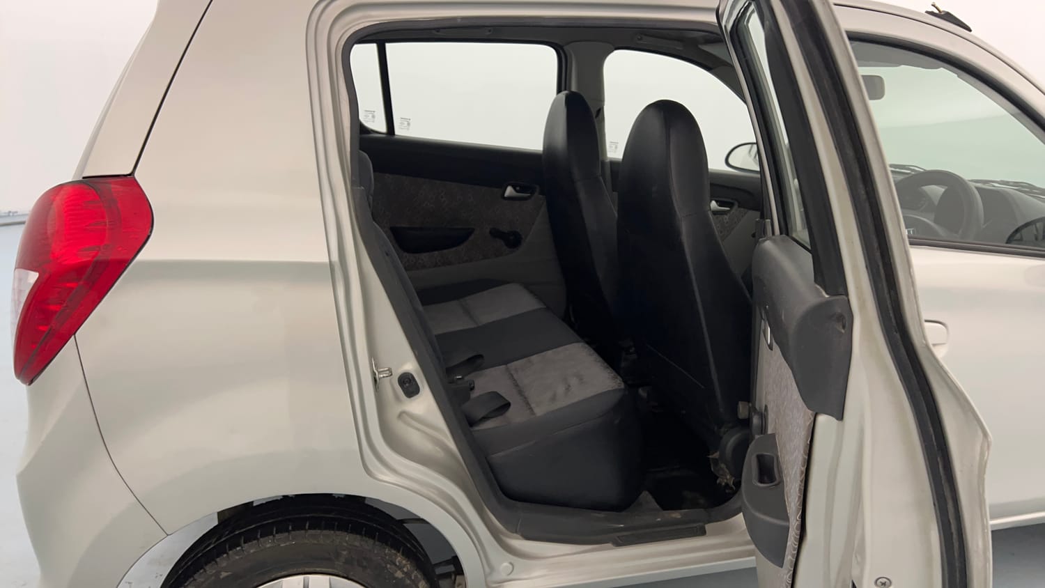 Used 2018 Maruti Suzuki Alto 800 LXi Petrol Manual interior RIGHT SIDE REAR DOOR CABIN VIEW