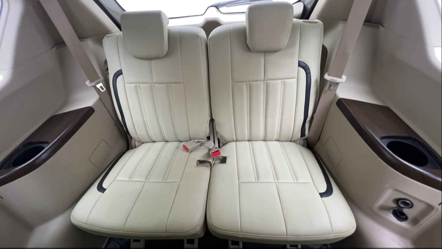 Used 2019 Maruti Suzuki New Ertiga ZXi AT Petrol Automatic interior THIRD ROW SEAT