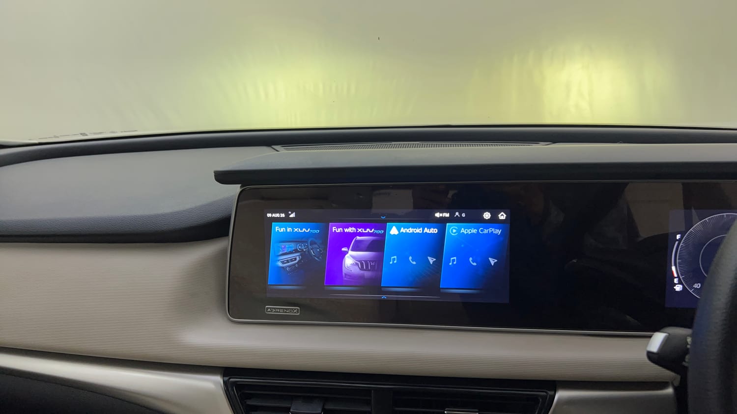 Used 2023 Mahindra XUV700 AX 5 Diesel AT 7 STR Diesel Automatic top_features Integrated (in-dash) music system