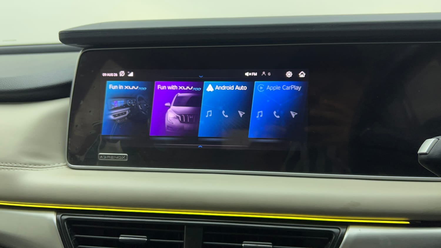 Used 2022 Mahindra XUV700 AX 5 Petrol AT 5 STR Petrol Automatic top_features Touch screen infotainment system