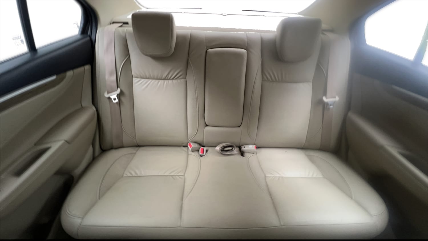Used 2020 Maruti Suzuki Ciaz Alpha Hybrid 1.5 Petrol Manual interior REAR SEAT CONDITION VIEW