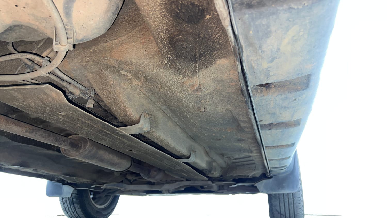 Used 2018 Renault Duster RXS CVT Petrol Automatic extra REAR RIGHT UNDERBODY VIEW