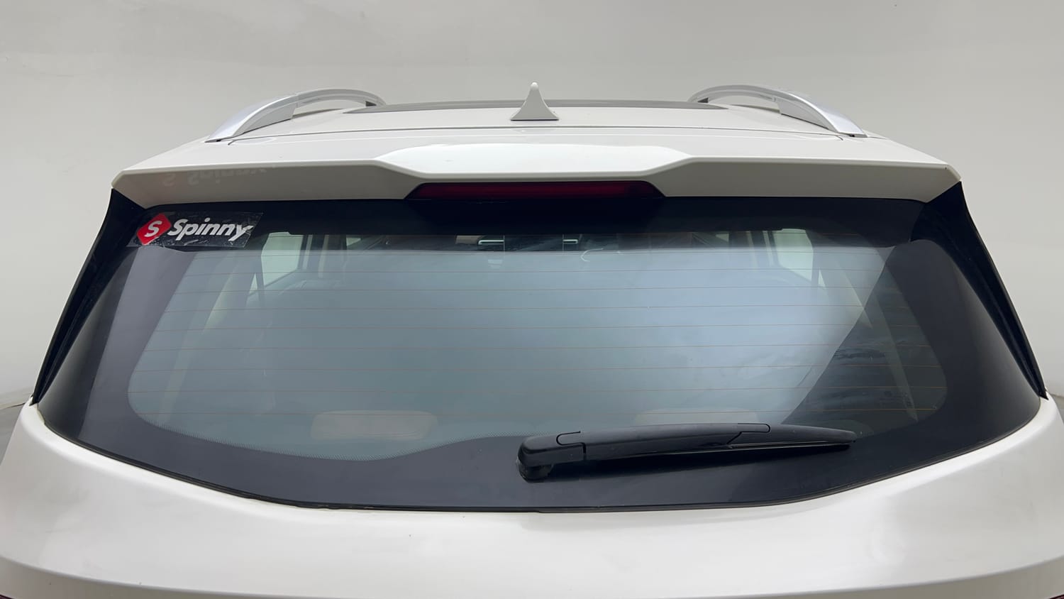 Used 2023 MG Motors Hector Plus Sharp Pro 2.0 Turbo Diesel 7 STR Diesel Manual exterior FRONT WINDSHIELD VIEW