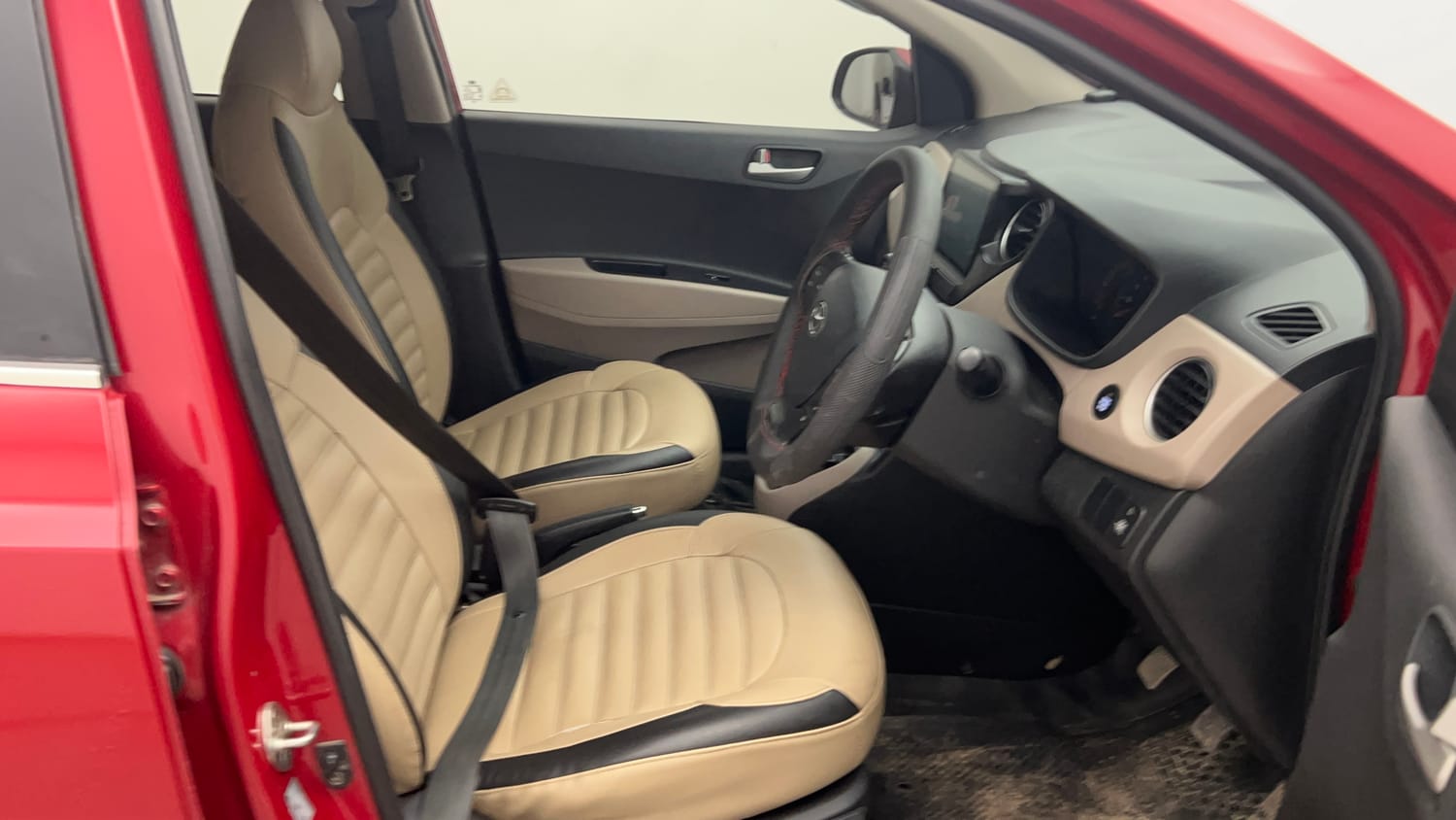 Used 2014 Hyundai Xcent SX 1.2 (O) Petrol Manual interior RIGHT SIDE FRONT DOOR CABIN VIEW