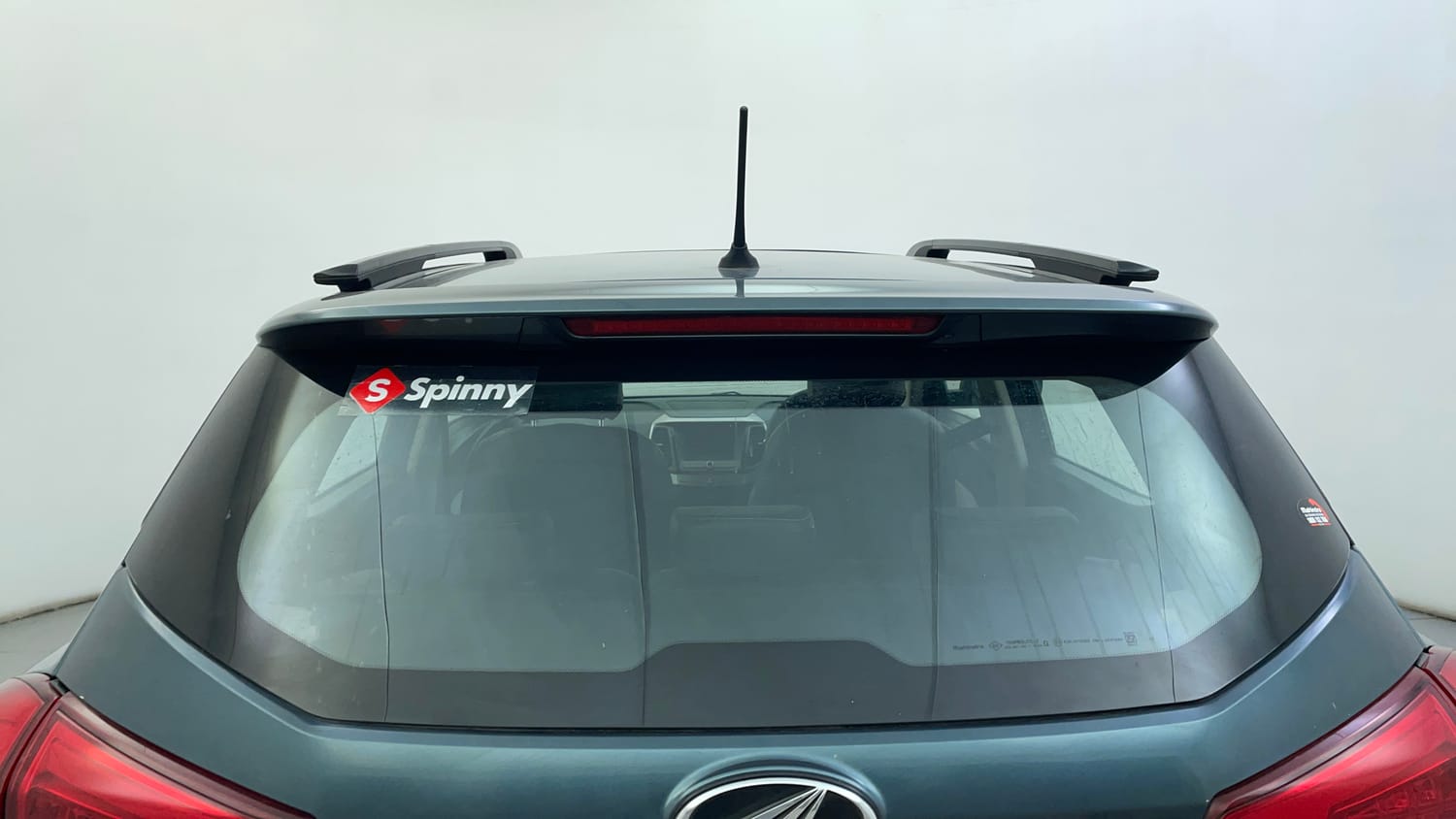 Used 2021 Mahindra XUV 300 W6 1.2 Petrol Petrol Manual exterior BACK WINDSHIELD VIEW