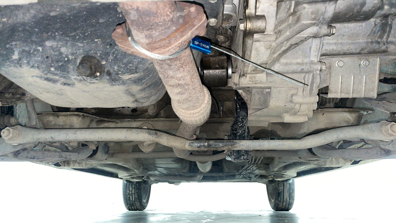 Used 2022 Tata Tigor XZA Plus Petrol Automatic extra FRONT LEFT UNDERBODY VIEW